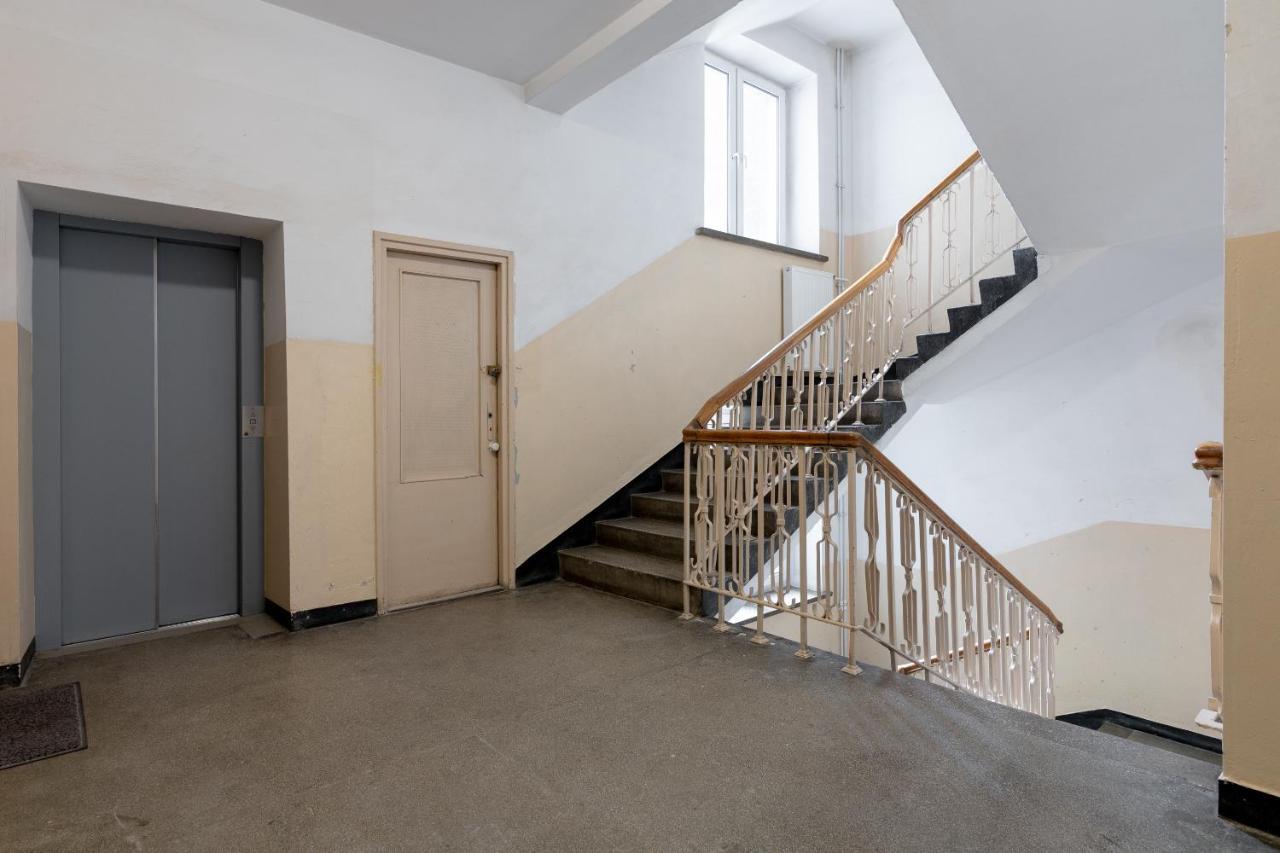 Hala Mirowska Stylish Apartment Варшава Экстерьер фото